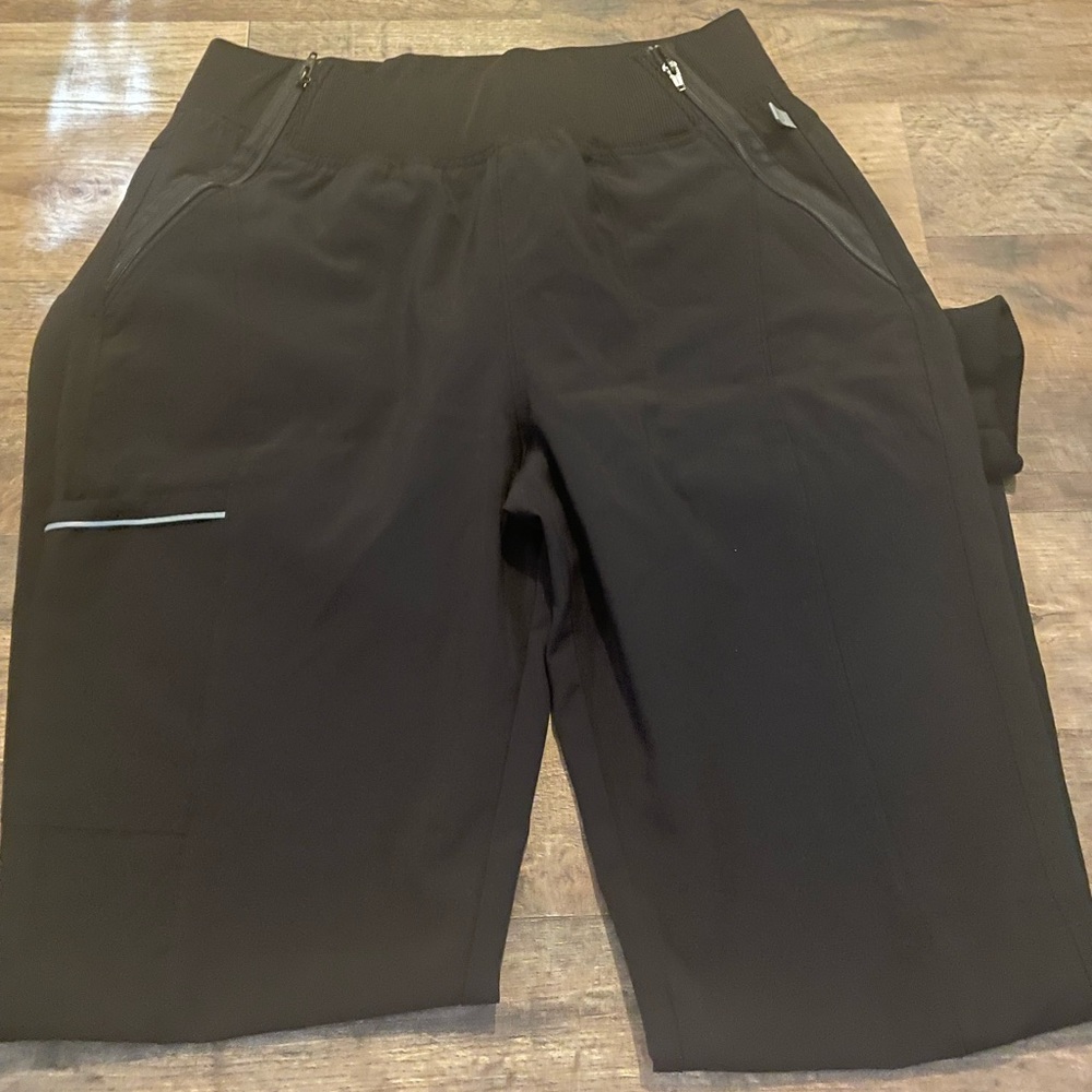 Cherokee Infinity Jogger Scrubs